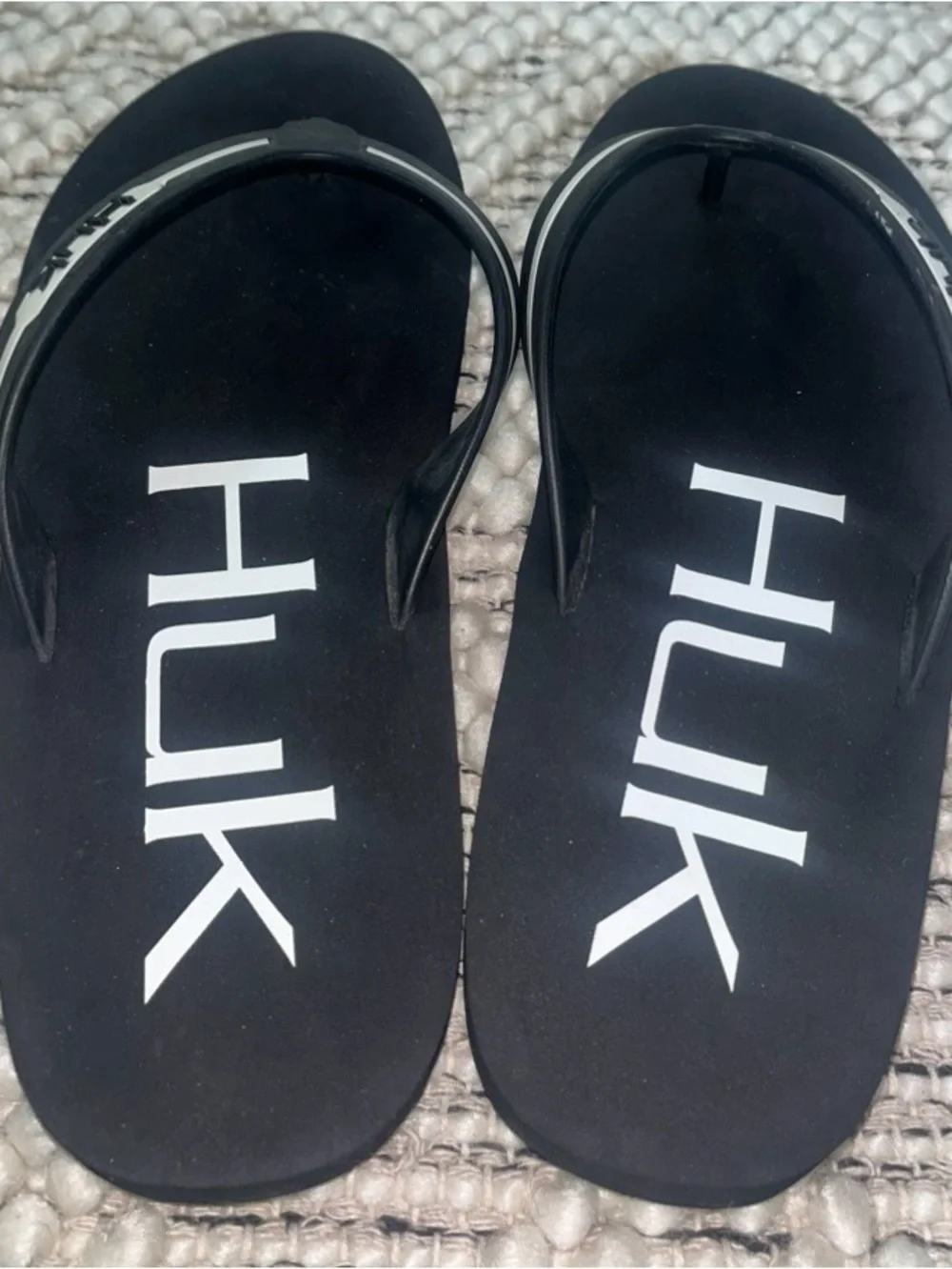 Huk : Men’s Flip Flop Sandals Size 12 Slip-on